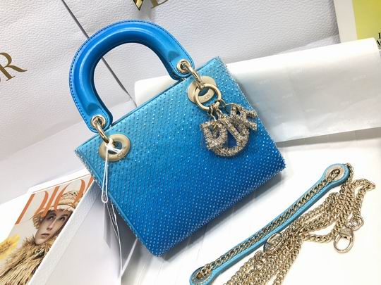 Dior Bag Lady M0505 17x15x7cm 