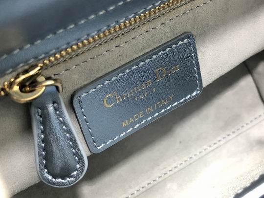 Dior Bag Lady M0505 17x15x7cm