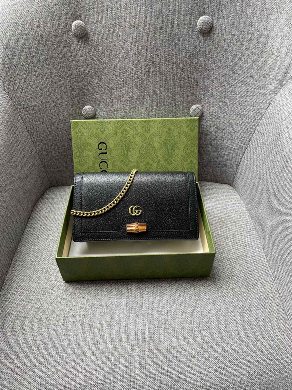 Gucci women Bags 696817 19X11X5cm DF