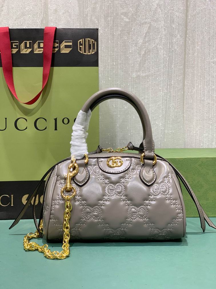 Gucci handbag Diana 702251 19x13x11cm CN3