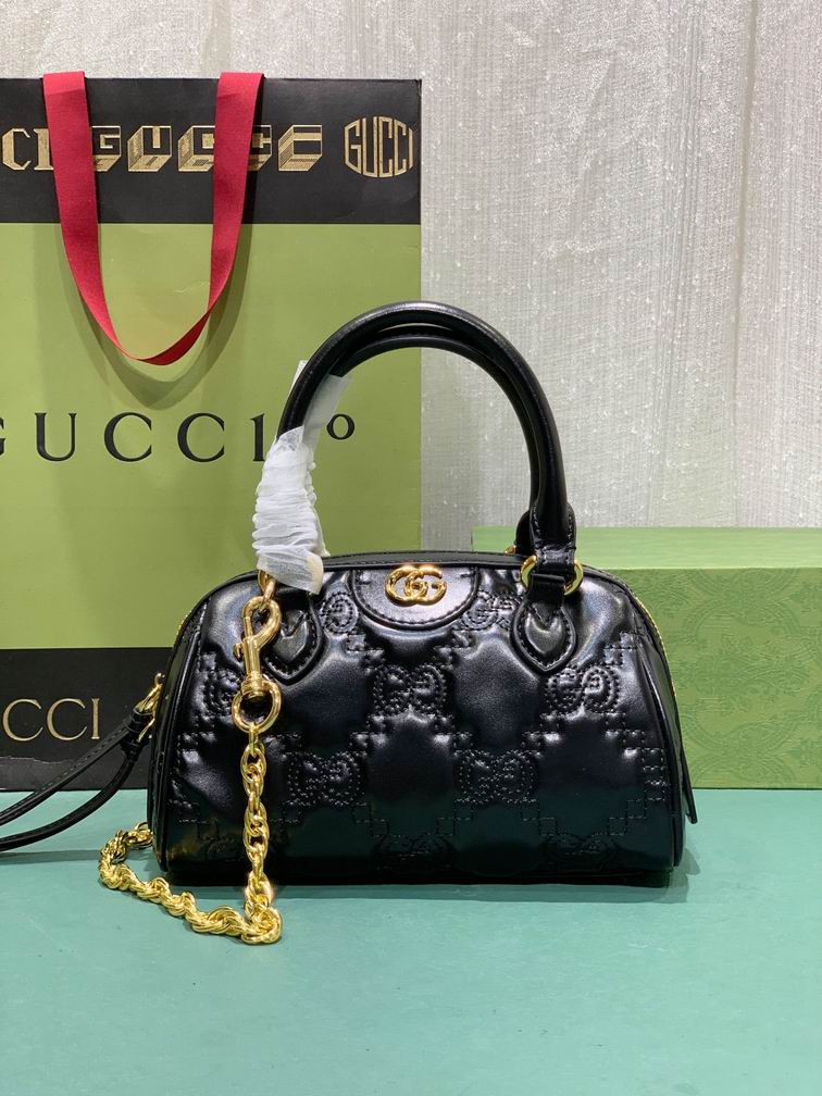 Gucci handbag Diana 702251 19x13x11cm CN3