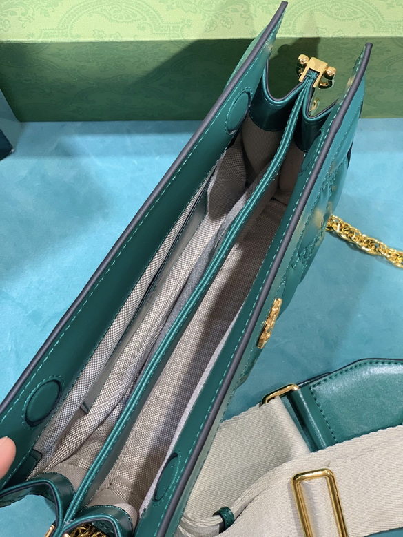 Gucci Bag 702200 26X17.5X8cm DF