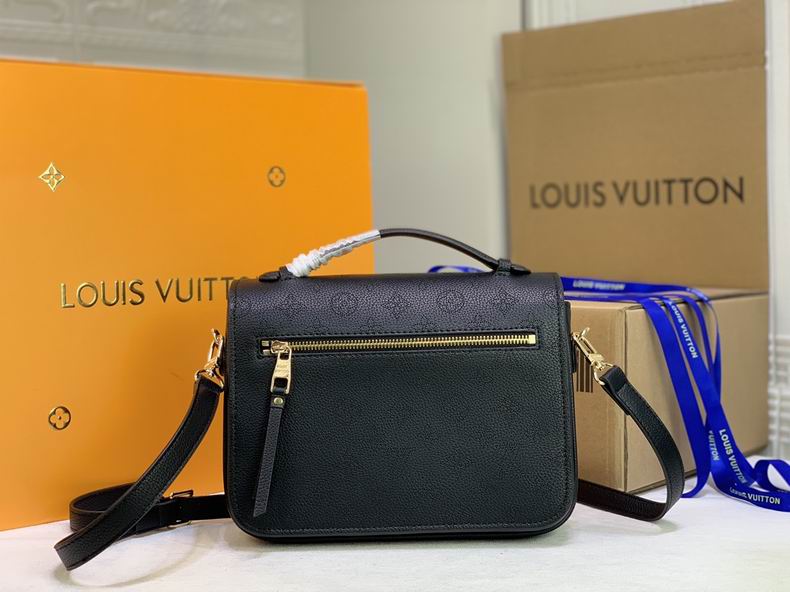 LV BAG Pochette Metis M40780 25x19x7 cm 