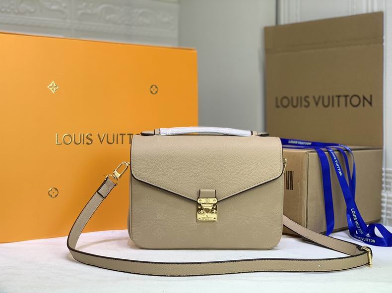 LV BAG Pochette Metis M40780 25x19x7 cm 