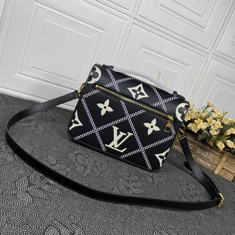 LV BAG Pochette Metis M40780 25X19X7 ss