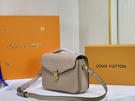 LV BAG Pochette Metis M40780 25x19x9cm 