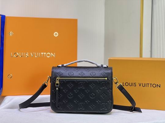 LV BAG Pochette Metis M40780 25x19x9cm 