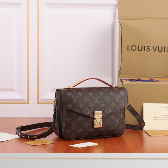 LV BAG Pochette Metis M40780 25x19x7cm 