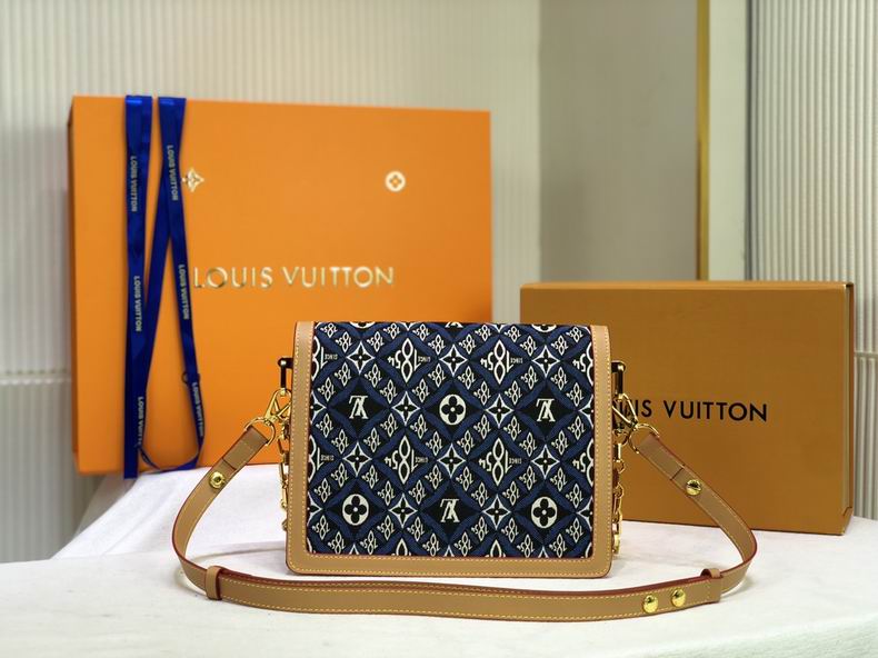 LV BAG Dauphine M44391 25cm