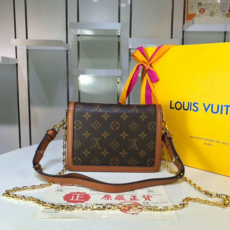 LV BAG Dauphine M44393 20x16x10 cm