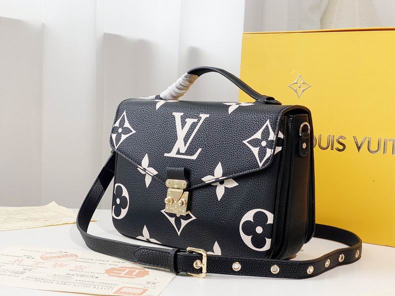 LV BAG Pochette Metis M45596 25x19x7 cm 