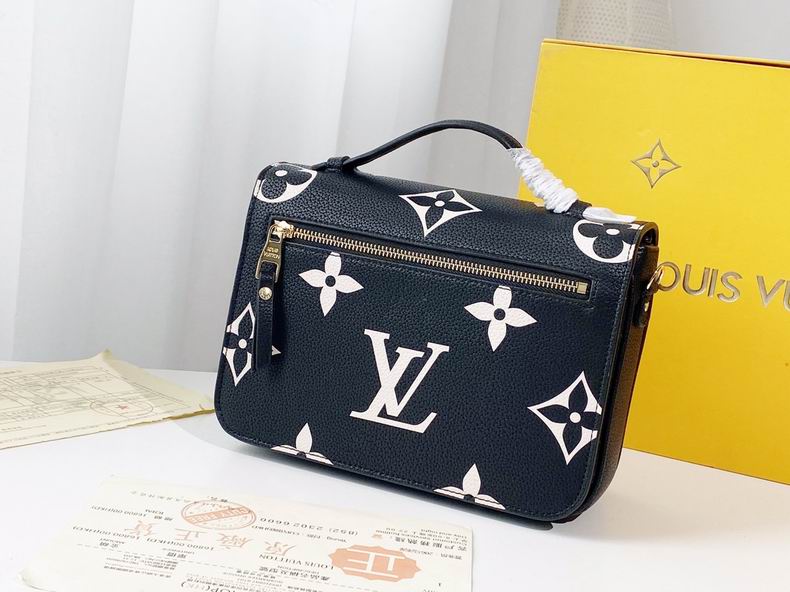 LV BAG Pochette Metis M45596 25x19x7 cm 