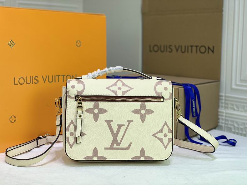 LV BAG Pochette Metis M45596 25x19x7 cm 