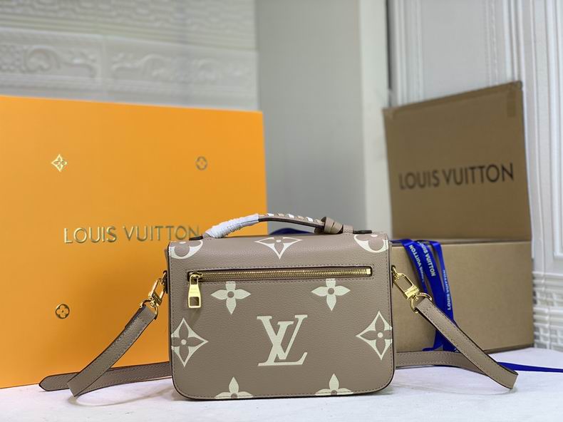 LV BAG Pochette Metis M45596 25x19x7 cm 