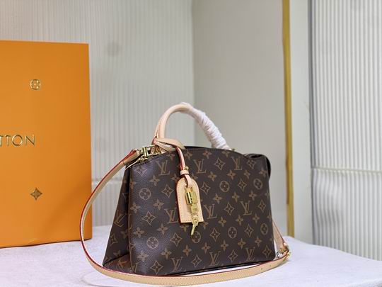 LV BAG Grand Palais M45900 29x18x12.5cm