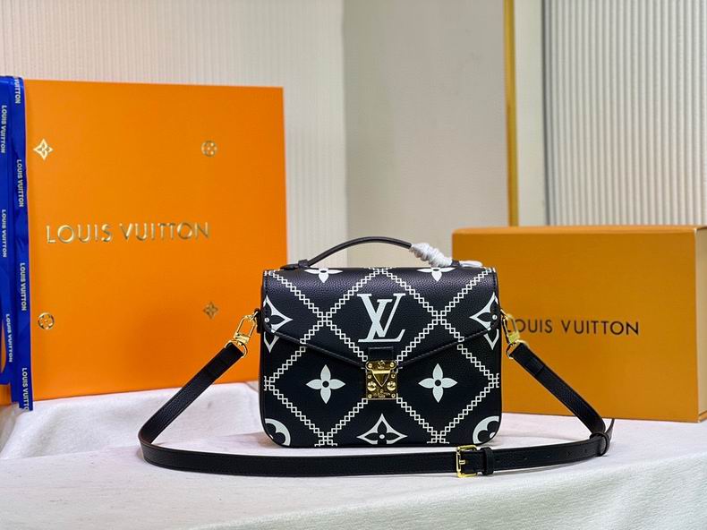 LV BAG Pochette Metis M46018 25X19X7 cm cs