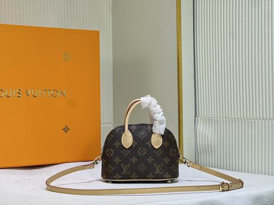 LV BAG Alma M51459 18x14x5cm