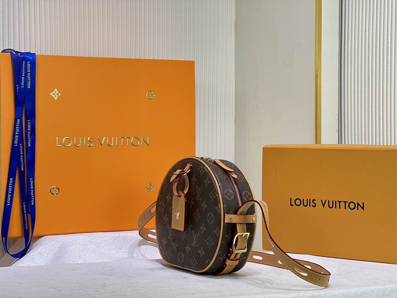 LV BAG Boite Chapeau M52294 20X22.5X8 