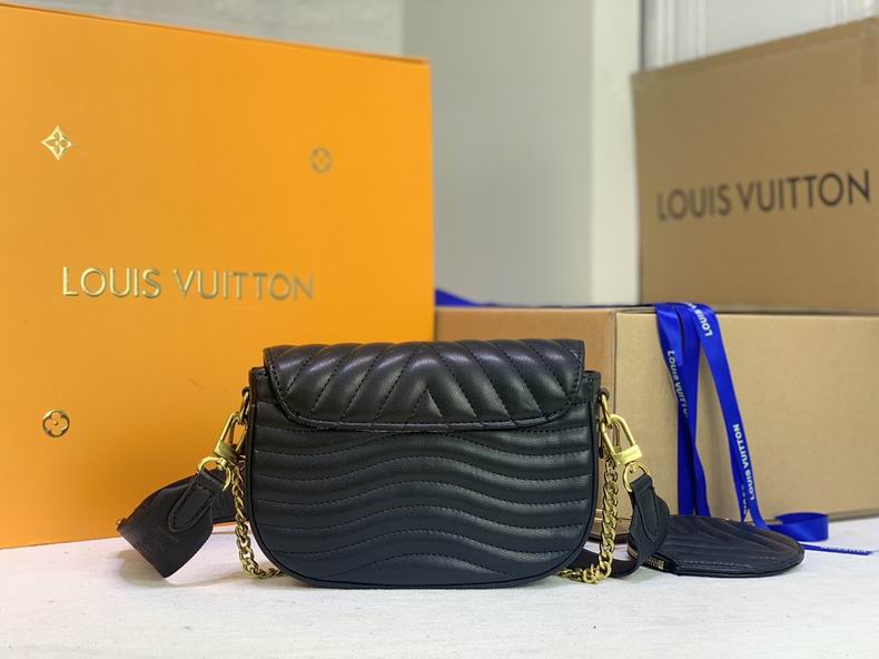 LV BAG Pochette Metis M53936 