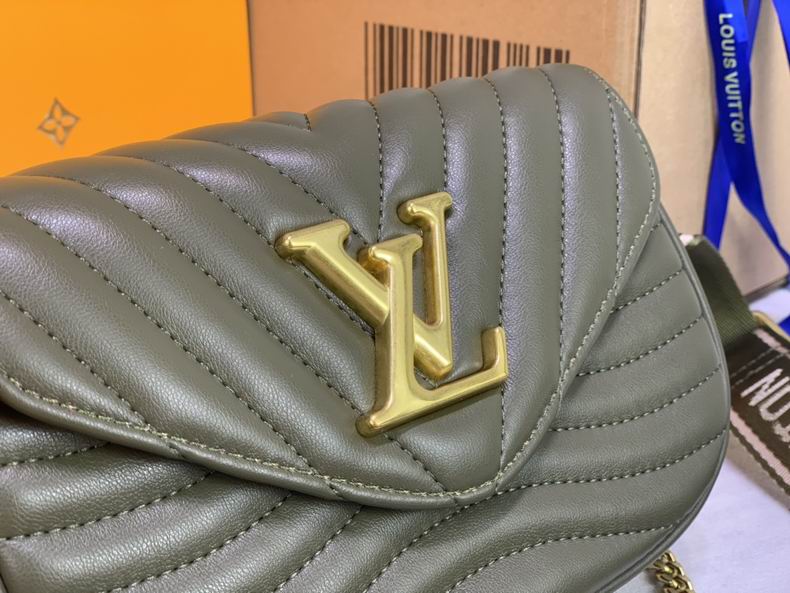 LV BAG Pochette Metis M53936 