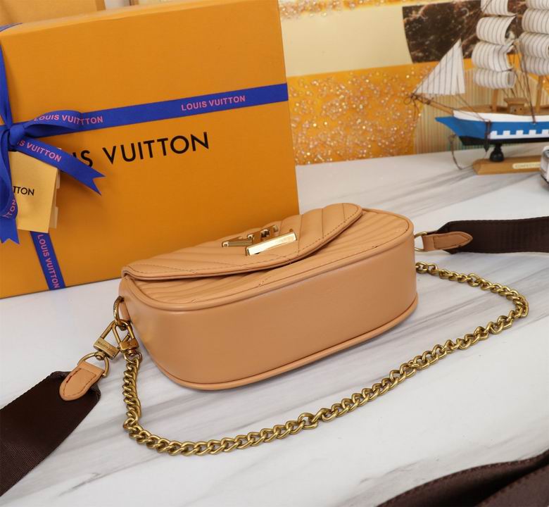 LV BAG Mini Pochette M53936 21X13X6.5cm