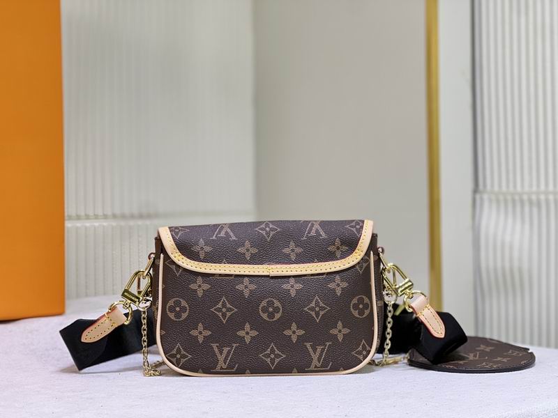 LV BAG New Wave M56461 19x13x5cm ss3