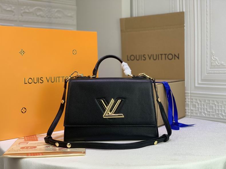 LV BAG Pochette Metis M57090 29x21x12 cm cs