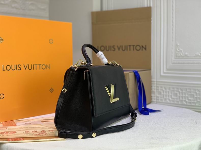 LV BAG Pochette Metis M57090 29x21x12 cm cs