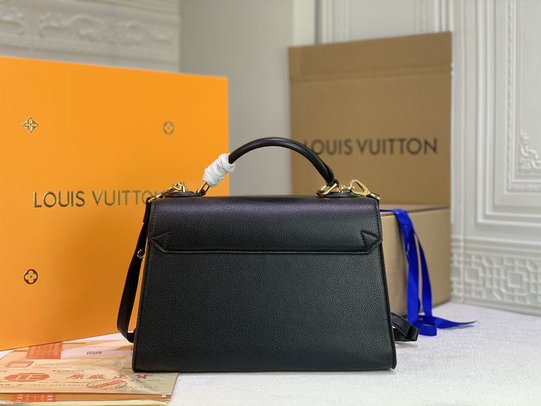 LV BAG Pochette Metis M57090 29x21x12 cm cs