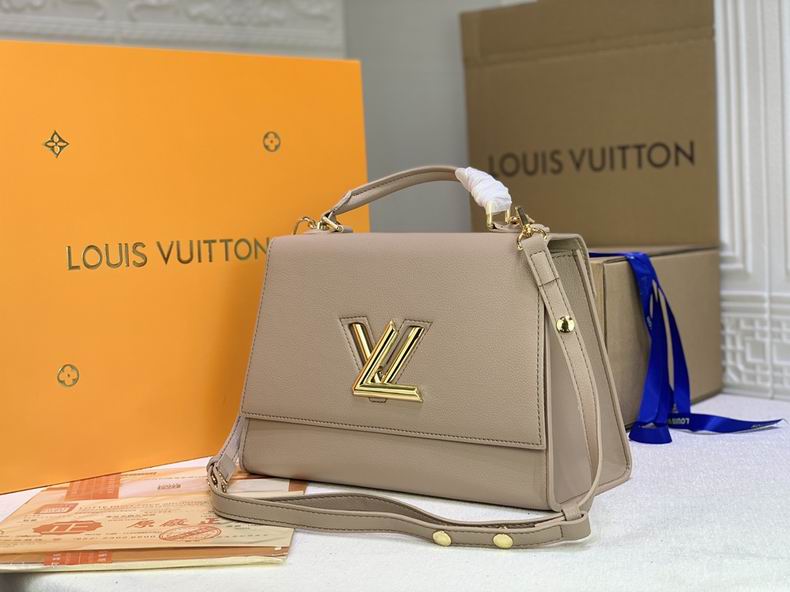 LV BAG Pochette Metis M57090 29x21x12 cm cs