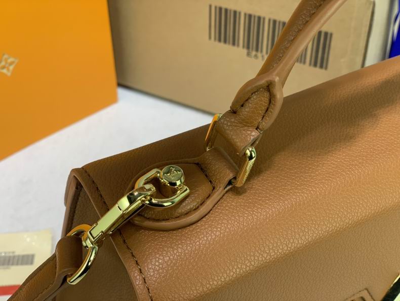 LV BAG Pochette Metis M57090 29x21x12 cm cs