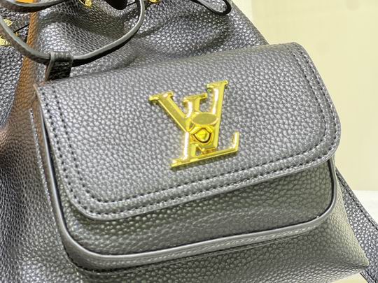 LV BAG Lockme M57687 23x23x16cm