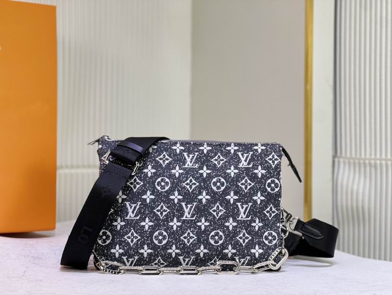 LV BAG Coussin M57790 M57782 26x20x12cm