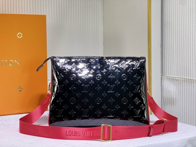 LV BAG Coussin M57793 34x24x12cm