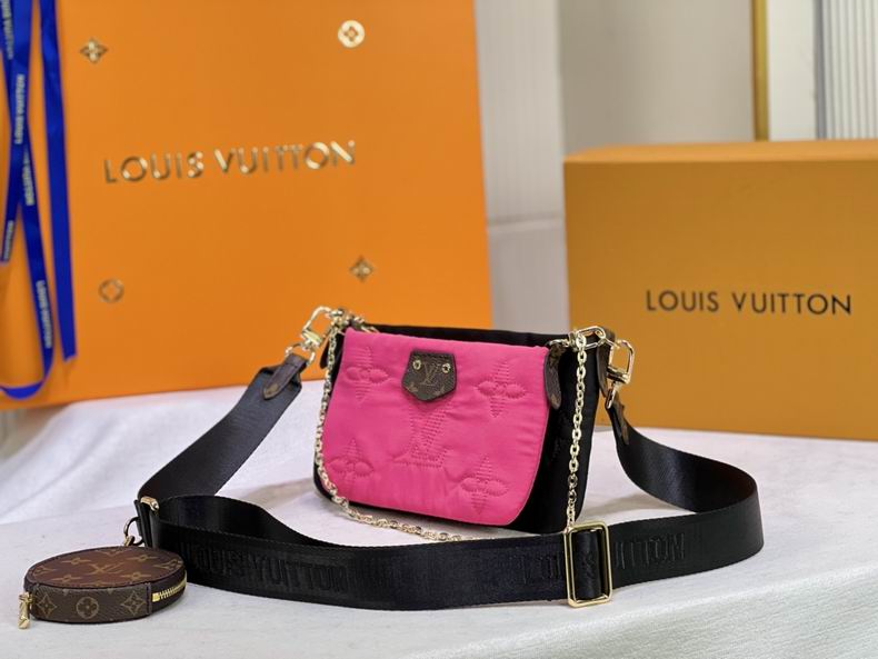 LV BAG Pochette Metis M57889 24X13 cm cs