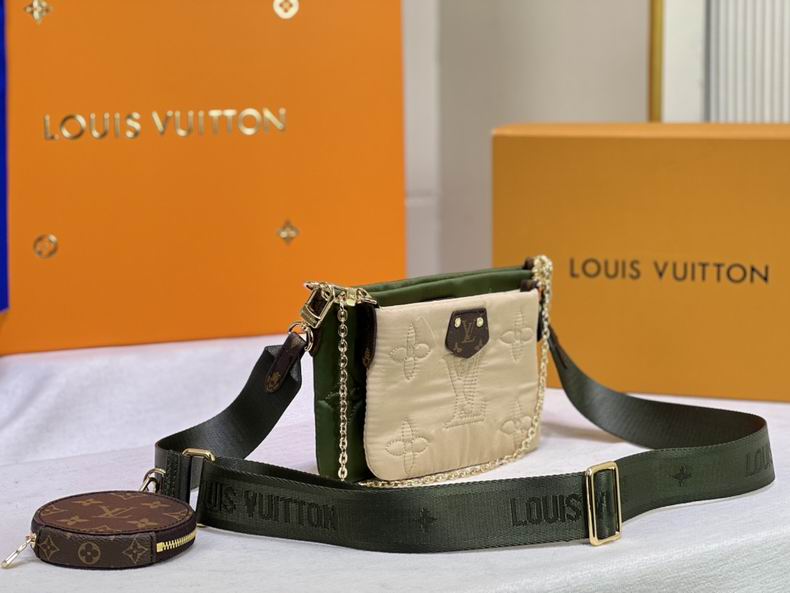 LV BAG Pochette Metis M57889 24X13 cm cs