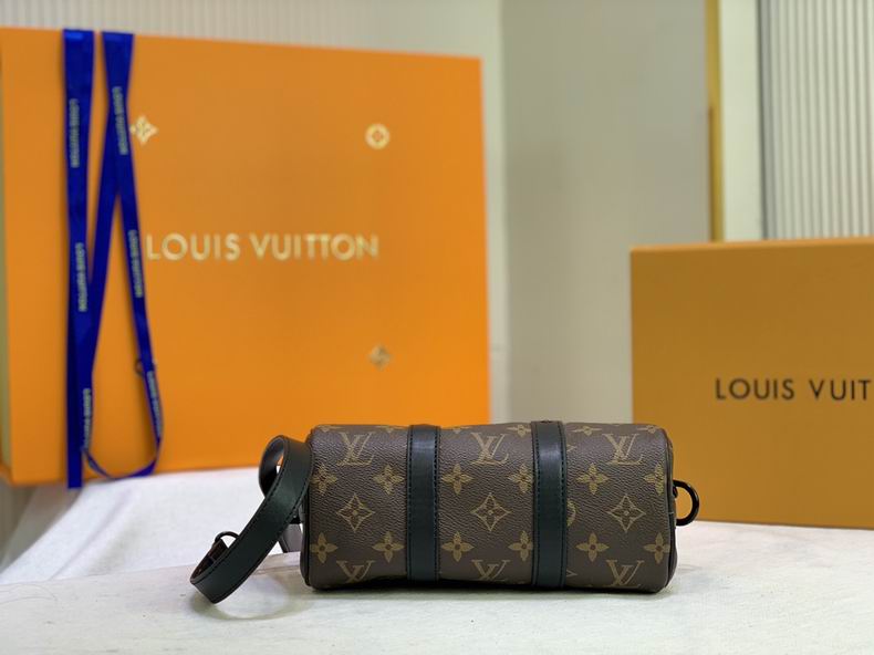 LV BAG Keepall M57960 21x12x9 cm