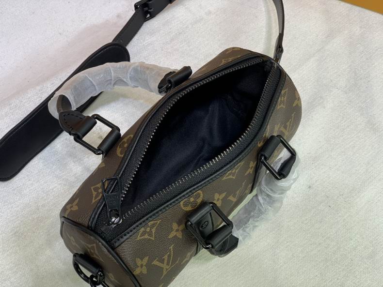 LV BAG Keepall M57960 21x12x9 cm