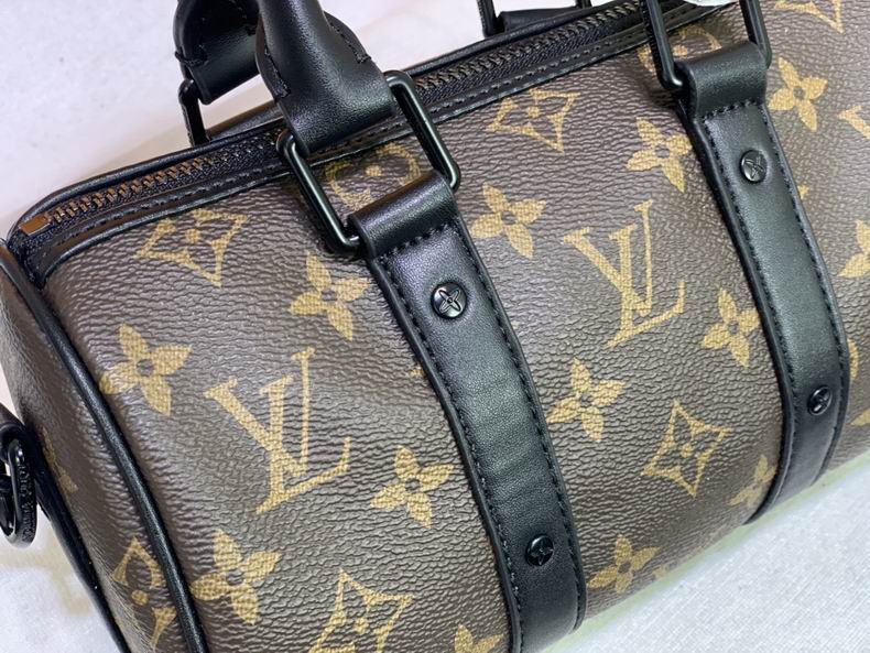 LV BAG Keepall M57960 21x12x9 cm