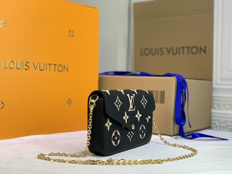 LV BAG Pochette Metis M61276 21x12x3 cm cs