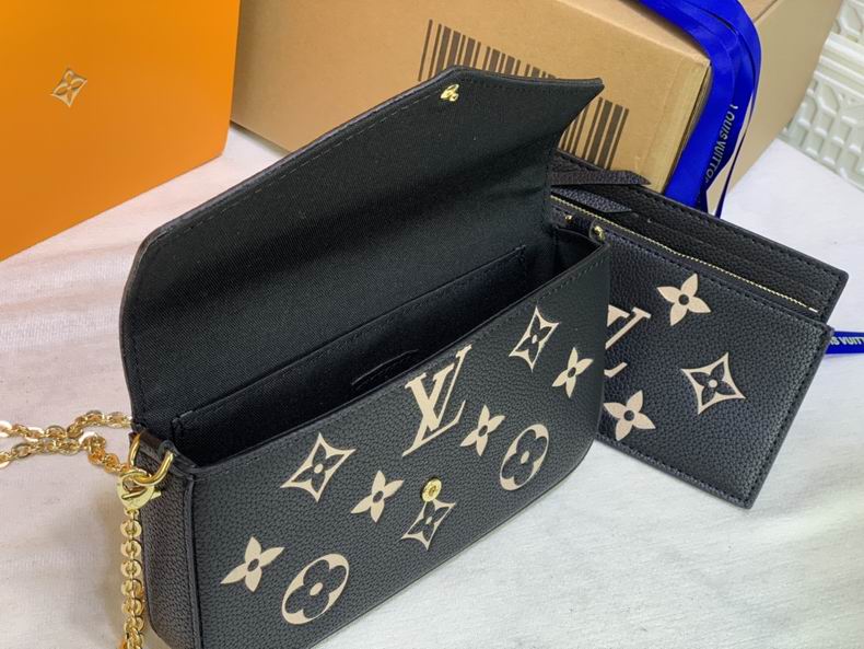 LV BAG Pochette Metis M61276 21x12x3 cm cs