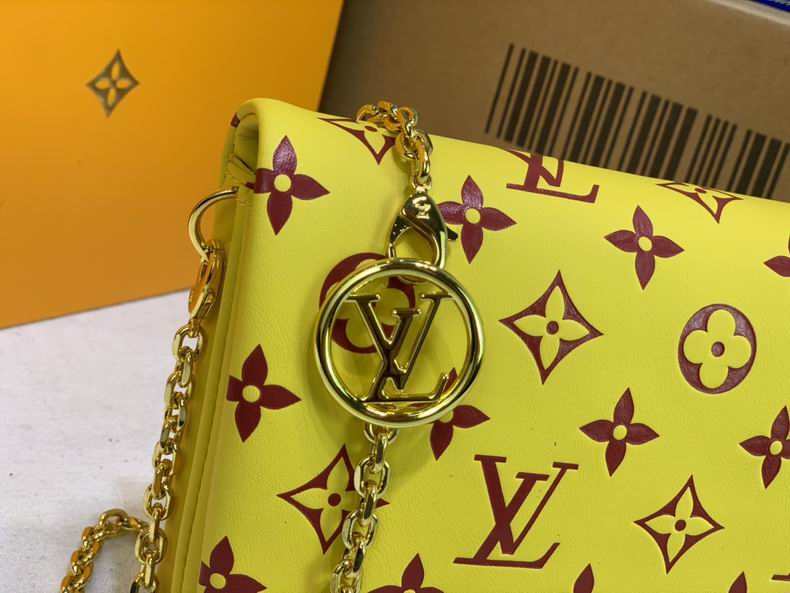 LV BAG Pochette Metis M67695 20x14x8 cm cs