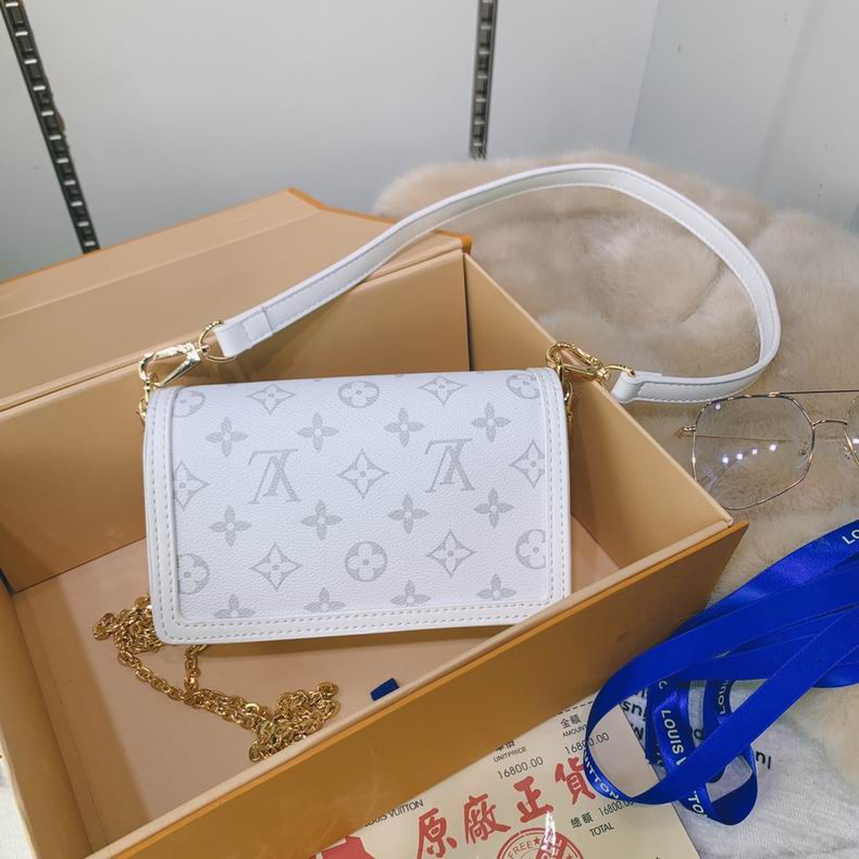 LV BAG Dauphine M68746 19x12x5cm