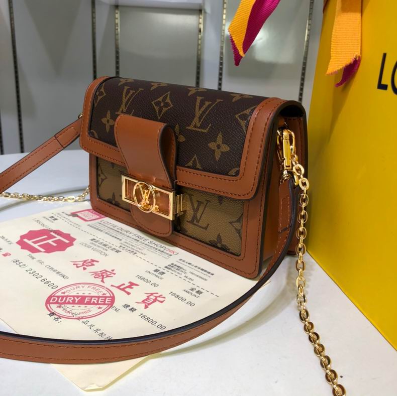 LV BAG Dauphine M68746 19x12x5cm