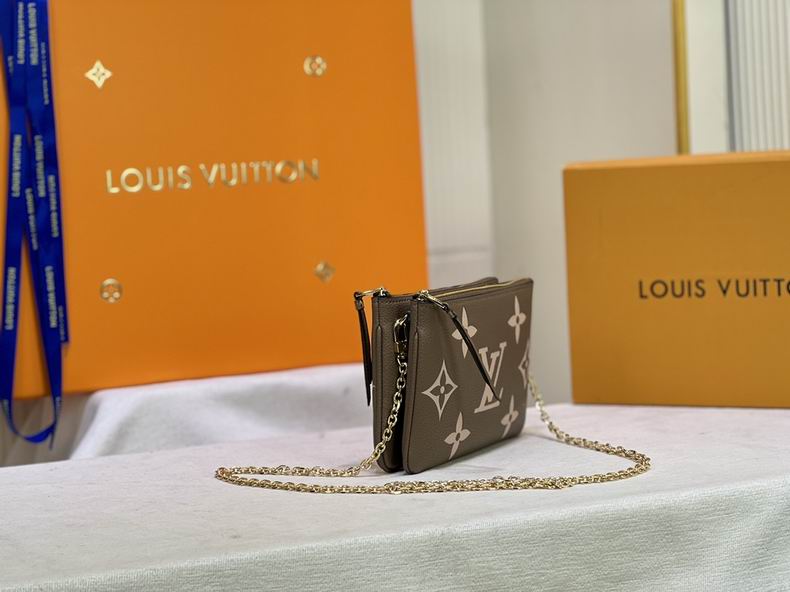 LV BAG Pochette Metis M69203 20x12.5x3 cm cs