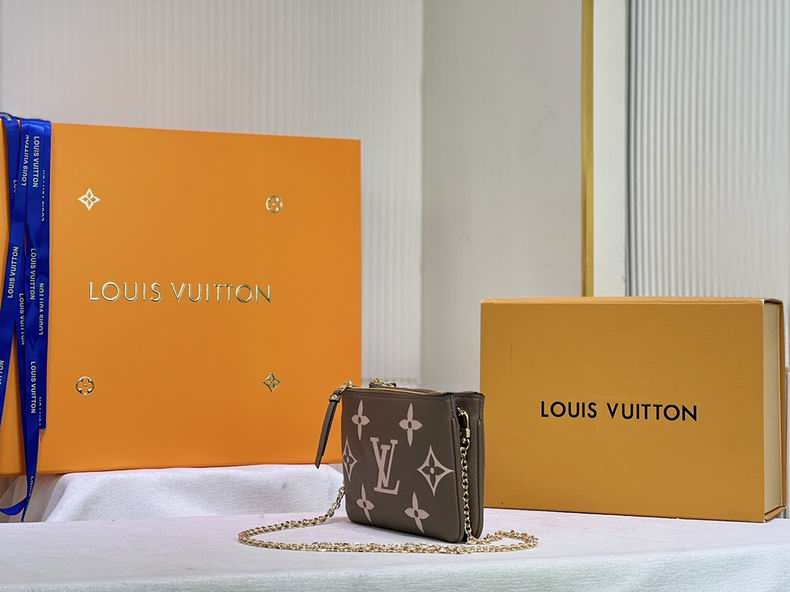 LV BAG Pochette Metis M69203 20x12.5x3 cm cs