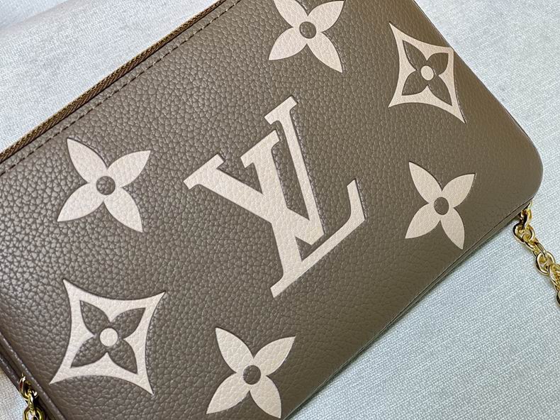 LV BAG Pochette Metis M69203 20x12.5x3 cm cs