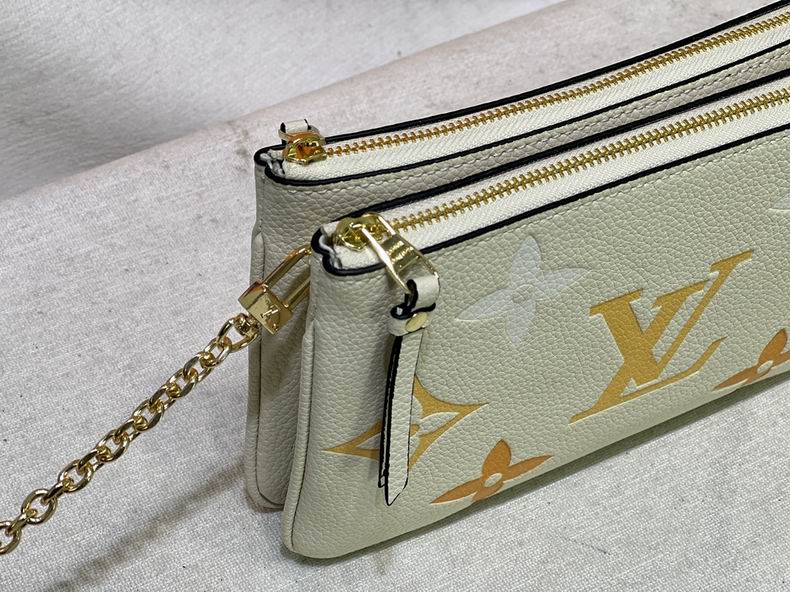 LV BAG Pochette Metis M69203 20x12.5x3 cm cs