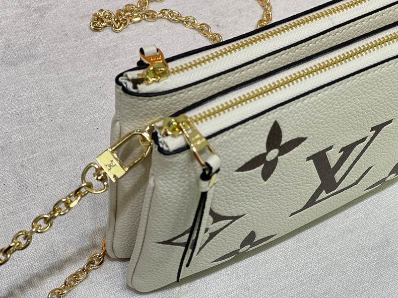 LV BAG Pochette Metis M69203 20x12.5x3 cm cs