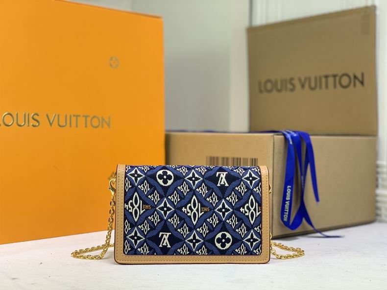 LV BAG Dauphine M69992 18.5x12x5 cm